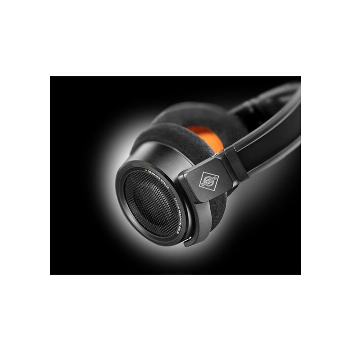 Neumann NDH 30 Black Edition