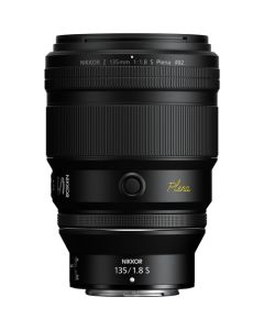 Nikon Z 135mm f/1.8 S Plena